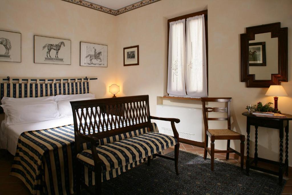 Hotel Locanda La Pieve Semproniano Pokój zdjęcie